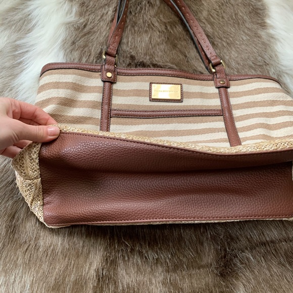 DANA BUCHMAN PURSE - Picture 3 of 8